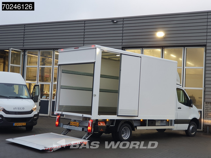 Mercedes-Benz Sprinter 515 CDI Automaat 1000kg Laadklep Zijdeur Dubbellucht Bakwagen MBUX Airco Cruise CarPlay D'Hollandia Euro6 Koffer Meubelbak 21m3 - Jakeluauto: kuva Mercedes-Benz Sprinter 515 CDI Automaat 1000kg Laadklep Zijdeur Dubbellucht Bakwagen MBUX Airco Cruise CarPlay D'Hollandia Euro6 Koffer Meubelbak 21m3 - Jakeluauto Mercedes-Benz Sprinter 515 CDI Automaat 1000kg Laadklep Zijdeur Dubbellucht Bakwagen MBUX Airco Cruise CarPlay D'Hollandia Euro6 Koffer Meubelbak 21m3 - Jakeluauto: kuva Mercedes-Benz Sprinter 515 CDI Automaat 1000kg Laadklep Zijdeur Dubbellucht Bakwagen MBUX Airco Cruise CarPlay D'Hollandia Euro6 Koffer Meubelbak 21m3 - Jakeluauto