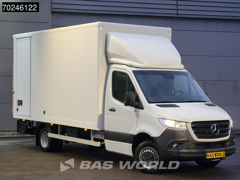 Mercedes-Benz Sprinter 515 CDI Automaat Laadklep Zijdeur Dubbellucht Bakwagen MBUX Airco Cruise MBUX Koffer Meubelbak 21m3 Airco Cruise control - Jakeluauto: kuva Mercedes-Benz Sprinter 515 CDI Automaat Laadklep Zijdeur Dubbellucht Bakwagen MBUX Airco Cruise MBUX Koffer Meubelbak 21m3 Airco Cruise control - Jakeluauto Mercedes-Benz Sprinter 515 CDI Automaat Laadklep Zijdeur Dubbellucht Bakwagen MBUX Airco Cruise MBUX Koffer Meubelbak 21m3 Airco Cruise control - Jakeluauto: kuva Mercedes-Benz Sprinter 515 CDI Automaat Laadklep Zijdeur Dubbellucht Bakwagen MBUX Airco Cruise MBUX Koffer Meubelbak 21m3 Airco Cruise control - Jakeluauto