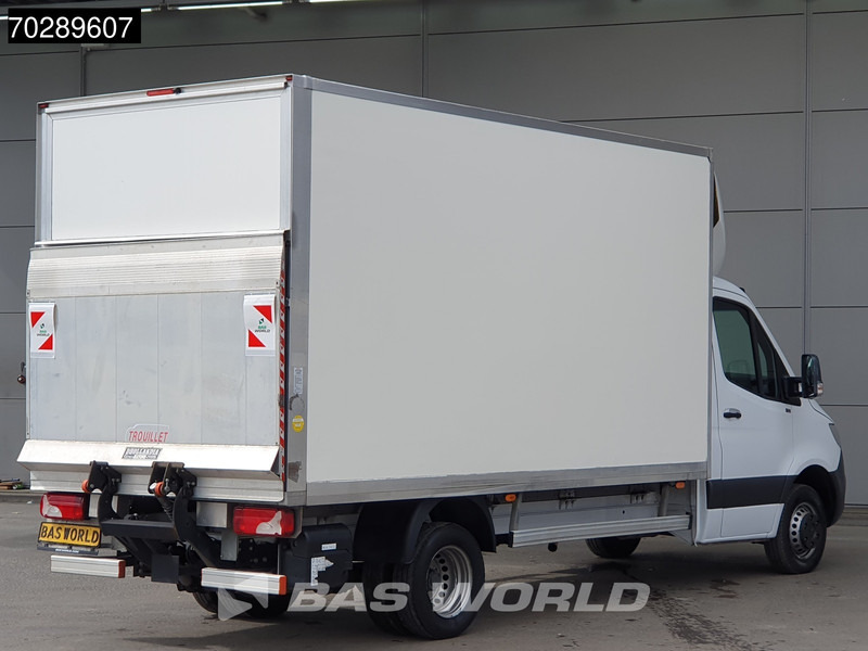 Mercedes-Benz Sprinter 515 CDI Laadklep Automaat Dubbellucht Bakwagen 150PK Airco Cruise Euro6 D'Hollandia Meubelbak Koffer 20m3 Airco Cruise control - Jakeluauto: kuva Mercedes-Benz Sprinter 515 CDI Laadklep Automaat Dubbellucht Bakwagen 150PK Airco Cruise Euro6 D'Hollandia Meubelbak Koffer 20m3 Airco Cruise control - Jakeluauto Mercedes-Benz Sprinter 515 CDI Laadklep Automaat Dubbellucht Bakwagen 150PK Airco Cruise Euro6 D'Hollandia Meubelbak Koffer 20m3 Airco Cruise control - Jakeluauto: kuva Mercedes-Benz Sprinter 515 CDI Laadklep Automaat Dubbellucht Bakwagen 150PK Airco Cruise Euro6 D'Hollandia Meubelbak Koffer 20m3 Airco Cruise control - Jakeluauto