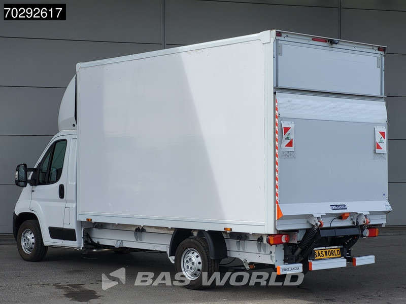 Opel Movano 140PK Laadklep Bakwagen Airco Camera Cruise D'Hollandia Meubelbak Koffer 18m3 Airco Cruise control - Jakeluauto: kuva Opel Movano 140PK Laadklep Bakwagen Airco Camera Cruise D'Hollandia Meubelbak Koffer 18m3 Airco Cruise control - Jakeluauto Opel Movano 140PK Laadklep Bakwagen Airco Camera Cruise D'Hollandia Meubelbak Koffer 18m3 Airco Cruise control - Jakeluauto: kuva Opel Movano 140PK Laadklep Bakwagen Airco Camera Cruise D'Hollandia Meubelbak Koffer 18m3 Airco Cruise control - Jakeluauto