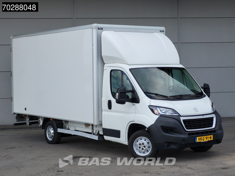 Jakeluauto Peugeot Boxer 165PK Bakwagen Achterdeuren Navi Airco Cruise Camera Lat om Lat Euro6 Meubelbak Koffer 23m3 Cruise control: kuva Jakeluauto Peugeot Boxer 165PK Bakwagen Achterdeuren Navi Airco Cruise Camera Lat om Lat Euro6 Meubelbak Koffer 23m3 Cruise control