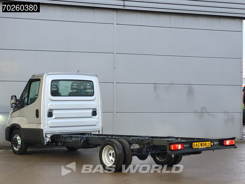 Iveco Daily 35C21 Automaat 410wb Dubbellucht 2025model Chassis Cabine ACC Fahrgestell Airco - Tavara-auto: kuva Iveco Daily 35C21 Automaat 410wb Dubbellucht 2025model Chassis Cabine ACC Fahrgestell Airco - Tavara-auto Iveco Daily 35C21 Automaat 410wb Dubbellucht 2025model Chassis Cabine ACC Fahrgestell Airco - Tavara-auto: kuva Iveco Daily 35C21 Automaat 410wb Dubbellucht 2025model Chassis Cabine ACC Fahrgestell Airco - Tavara-auto
