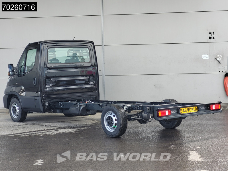 Iveco Daily 35S21 Chassis cabine Automaat 410WB ACC LED Parkeersensoren Euro6 Fahrgestell Chassis Airco - Tavara-auto: kuva Iveco Daily 35S21 Chassis cabine Automaat 410WB ACC LED Parkeersensoren Euro6 Fahrgestell Chassis Airco - Tavara-auto Iveco Daily 35S21 Chassis cabine Automaat 410WB ACC LED Parkeersensoren Euro6 Fahrgestell Chassis Airco - Tavara-auto: kuva Iveco Daily 35S21 Chassis cabine Automaat 410WB ACC LED Parkeersensoren Euro6 Fahrgestell Chassis Airco - Tavara-auto