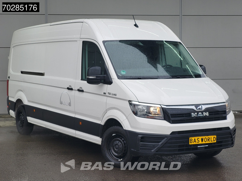 Volkswagen Crafter 140pk Automaat L4H3 Airco Camera PDC L3H2 15m3 Airco - Pakettiauto: kuva Volkswagen Crafter 140pk Automaat L4H3 Airco Camera PDC L3H2 15m3 Airco - Pakettiauto Volkswagen Crafter 140pk Automaat L4H3 Airco Camera PDC L3H2 15m3 Airco - Pakettiauto: kuva Volkswagen Crafter 140pk Automaat L4H3 Airco Camera PDC L3H2 15m3 Airco - Pakettiauto