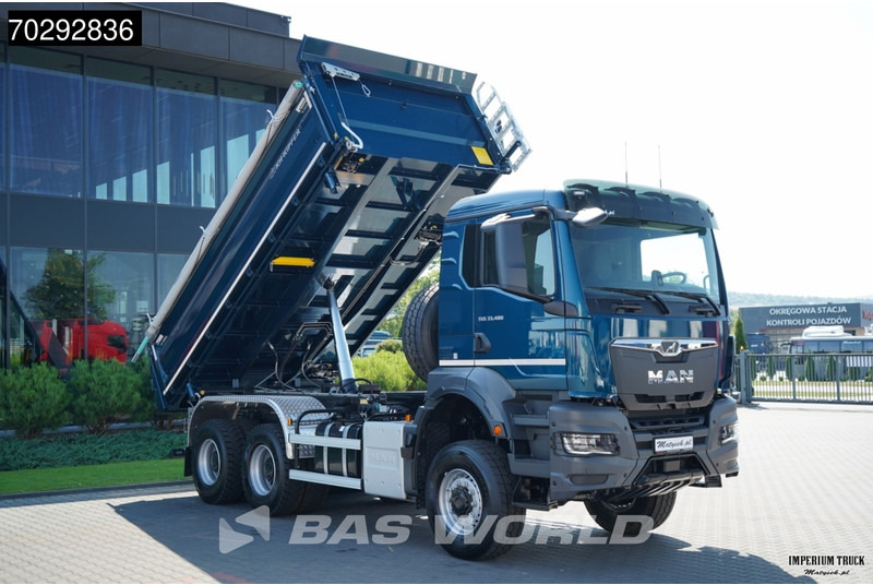 MAN TGS 33.480 TGS 6X6 11m3 KH-3-Way Kipper 6x6 Steel Suspension Automatic Big-Axle Euro 6 - Kippiauto kuorma-auto: kuva MAN TGS 33.480 TGS 6X6 11m3 KH-3-Way Kipper 6x6 Steel Suspension Automatic Big-Axle Euro 6 - Kippiauto kuorma-auto MAN TGS 33.480 TGS 6X6 11m3 KH-3-Way Kipper 6x6 Steel Suspension Automatic Big-Axle Euro 6 - Kippiauto kuorma-auto: kuva MAN TGS 33.480 TGS 6X6 11m3 KH-3-Way Kipper 6x6 Steel Suspension Automatic Big-Axle Euro 6 - Kippiauto kuorma-auto