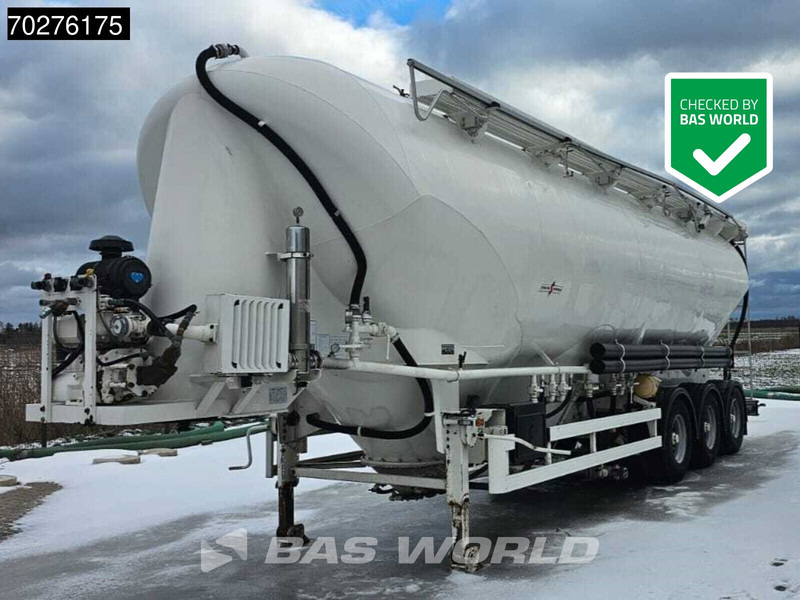 SPITZER SF2755/4P 3 axles 55 m3 Liftachse - Säiliöpuoliperävaunu: kuva SPITZER SF2755/4P 3 axles 55 m3 Liftachse - Säiliöpuoliperävaunu SPITZER SF2755/4P 3 axles 55 m3 Liftachse - Säiliöpuoliperävaunu: kuva SPITZER SF2755/4P 3 axles 55 m3 Liftachse - Säiliöpuoliperävaunu