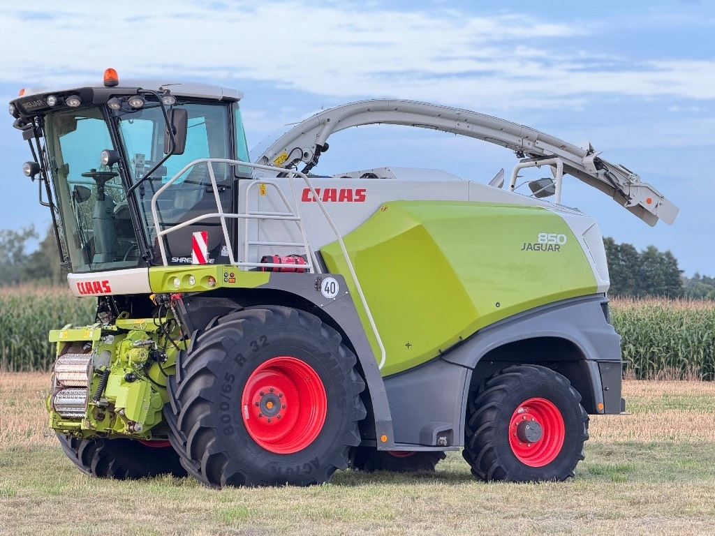 Claas Jaguar 850 Allrad - Itsekulkeva silppuri: kuva Claas Jaguar 850 Allrad - Itsekulkeva silppuri Claas Jaguar 850 Allrad - Itsekulkeva silppuri: kuva Claas Jaguar 850 Allrad - Itsekulkeva silppuri