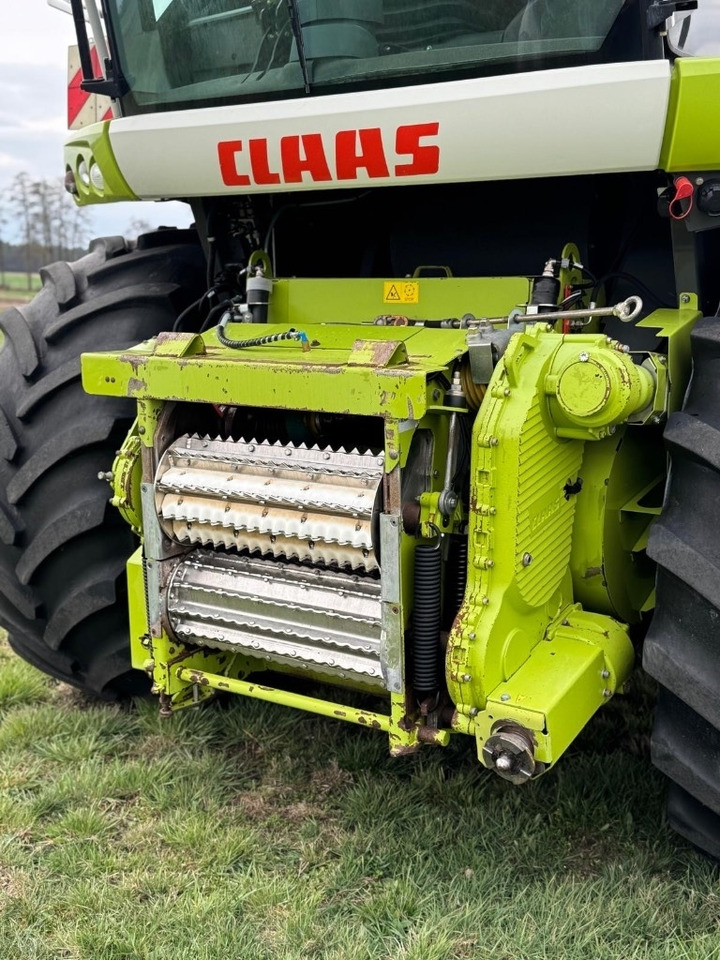 Itsekulkeva silppuri Claas Jaguar 950 Allrad + Claas Orbis 750: kuva Itsekulkeva silppuri Claas Jaguar 950 Allrad + Claas Orbis 750 Itsekulkeva silppuri Claas Jaguar 950 Allrad + Claas Orbis 750: kuva Itsekulkeva silppuri Claas Jaguar 950 Allrad + Claas Orbis 750