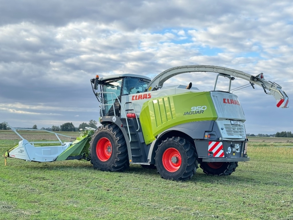 Itsekulkeva silppuri Claas Jaguar 950 Allrad + Claas Orbis 750: kuva Itsekulkeva silppuri Claas Jaguar 950 Allrad + Claas Orbis 750 Itsekulkeva silppuri Claas Jaguar 950 Allrad + Claas Orbis 750: kuva Itsekulkeva silppuri Claas Jaguar 950 Allrad + Claas Orbis 750