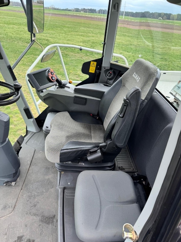 Itsekulkeva silppuri Claas Jaguar 950 Allrad + Claas Orbis 750: kuva Itsekulkeva silppuri Claas Jaguar 950 Allrad + Claas Orbis 750 Itsekulkeva silppuri Claas Jaguar 950 Allrad + Claas Orbis 750: kuva Itsekulkeva silppuri Claas Jaguar 950 Allrad + Claas Orbis 750