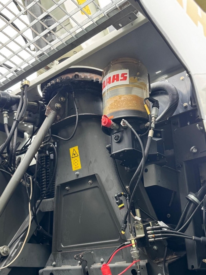 Itsekulkeva silppuri Claas Jaguar 950 Allrad + Claas Orbis 750: kuva Itsekulkeva silppuri Claas Jaguar 950 Allrad + Claas Orbis 750 Itsekulkeva silppuri Claas Jaguar 950 Allrad + Claas Orbis 750: kuva Itsekulkeva silppuri Claas Jaguar 950 Allrad + Claas Orbis 750