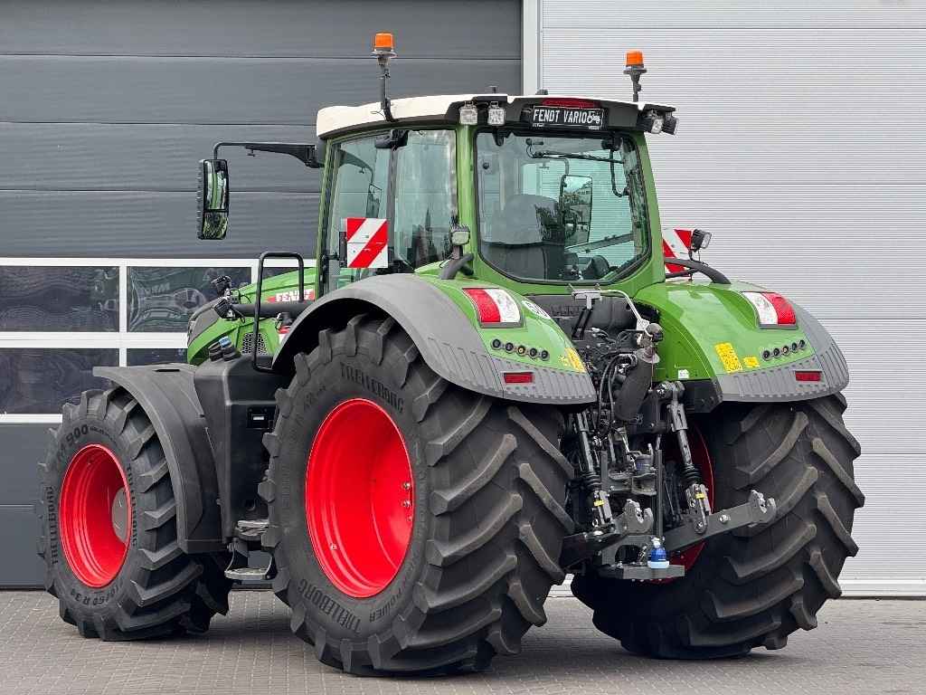 Fendt 936 Profi Plus - Traktori: kuva Fendt 936 Profi Plus - Traktori Fendt 936 Profi Plus - Traktori: kuva Fendt 936 Profi Plus - Traktori