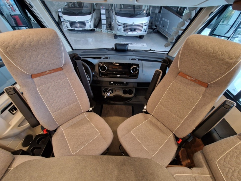 Carthago Carthago C2 Tourer I Mercedes 145 RB-LE - Integroitu asuntoauto: kuva Carthago Carthago C2 Tourer I Mercedes 145 RB-LE - Integroitu asuntoauto Carthago Carthago C2 Tourer I Mercedes 145 RB-LE - Integroitu asuntoauto: kuva Carthago Carthago C2 Tourer I Mercedes 145 RB-LE - Integroitu asuntoauto