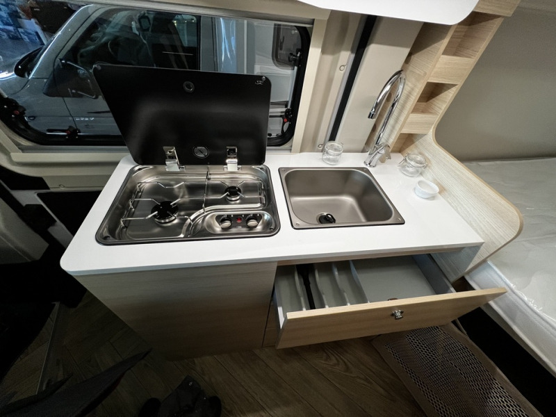 Chausson V594S First Line - Retkeilyauto: kuva Chausson V594S First Line - Retkeilyauto Chausson V594S First Line - Retkeilyauto: kuva Chausson V594S First Line - Retkeilyauto