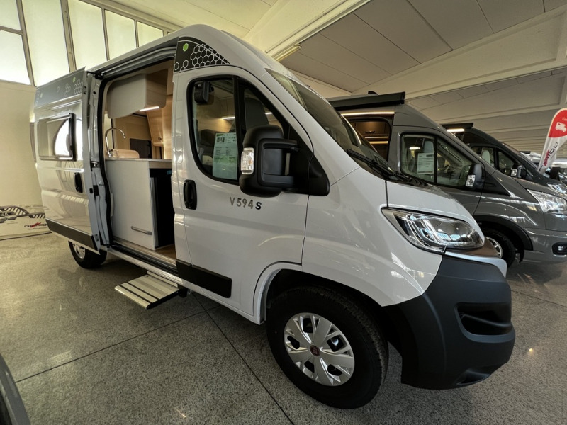 Chausson V594S First Line - Retkeilyauto: kuva Chausson V594S First Line - Retkeilyauto Chausson V594S First Line - Retkeilyauto: kuva Chausson V594S First Line - Retkeilyauto