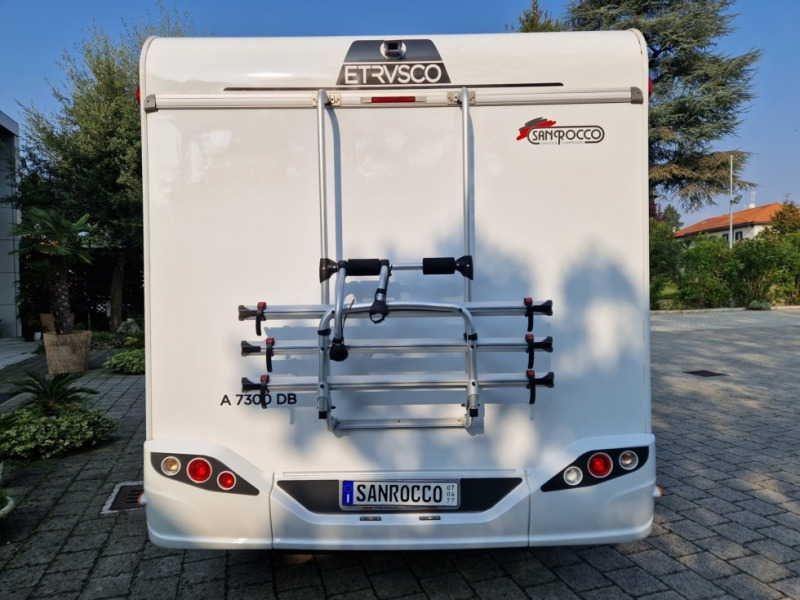Etrusco A 7300 DB - Alkoviauto: kuva Etrusco A 7300 DB - Alkoviauto Etrusco A 7300 DB - Alkoviauto: kuva Etrusco A 7300 DB - Alkoviauto