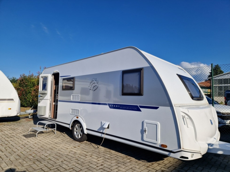 Knaus Sport 550 FSK - Asuntovaunu: kuva Knaus Sport 550 FSK - Asuntovaunu Knaus Sport 550 FSK - Asuntovaunu: kuva Knaus Sport 550 FSK - Asuntovaunu