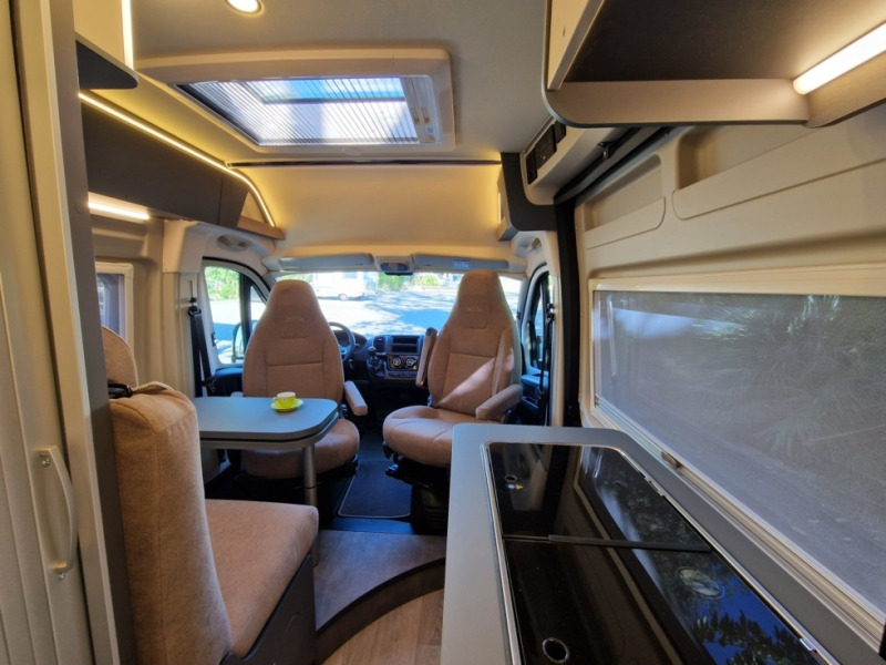 Uusi Retkeilyauto Laika Kosmo 50 Camper Van: kuva Uusi Retkeilyauto Laika Kosmo 50 Camper Van Uusi Retkeilyauto Laika Kosmo 50 Camper Van: kuva Uusi Retkeilyauto Laika Kosmo 50 Camper Van