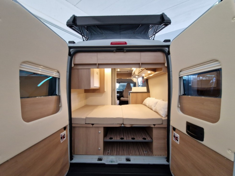 Malibu Van compact 540 DB - Retkeilyauto: kuva Malibu Van compact 540 DB - Retkeilyauto Malibu Van compact 540 DB - Retkeilyauto: kuva Malibu Van compact 540 DB - Retkeilyauto