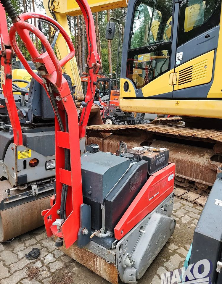 Bomag BW65H - Jyrä: kuva Bomag BW65H - Jyrä Bomag BW65H - Jyrä: kuva Bomag BW65H - Jyrä