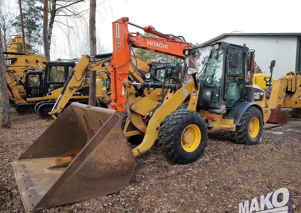 Caterpillar 906M - Pyöräkuormaaja: kuva Caterpillar 906M - Pyöräkuormaaja Caterpillar 906M - Pyöräkuormaaja: kuva Caterpillar 906M - Pyöräkuormaaja