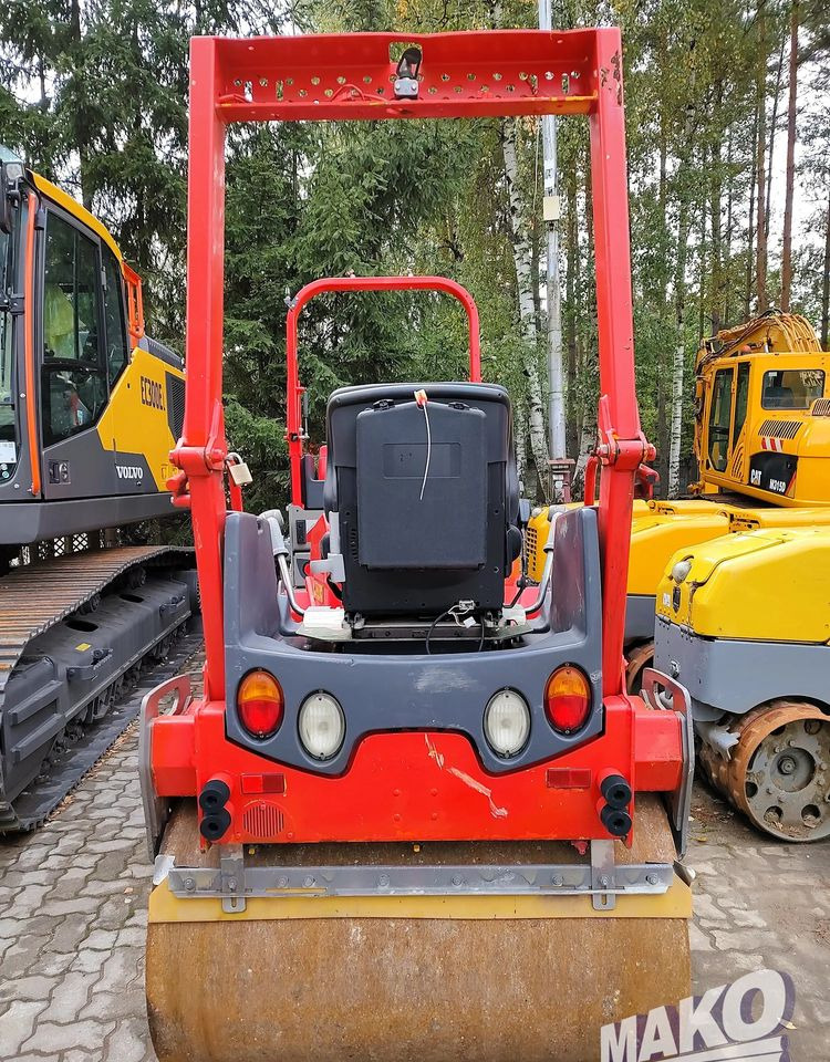 Hamm HD 12 VV - Jyrä: kuva Hamm HD 12 VV - Jyrä Hamm HD 12 VV - Jyrä: kuva Hamm HD 12 VV - Jyrä