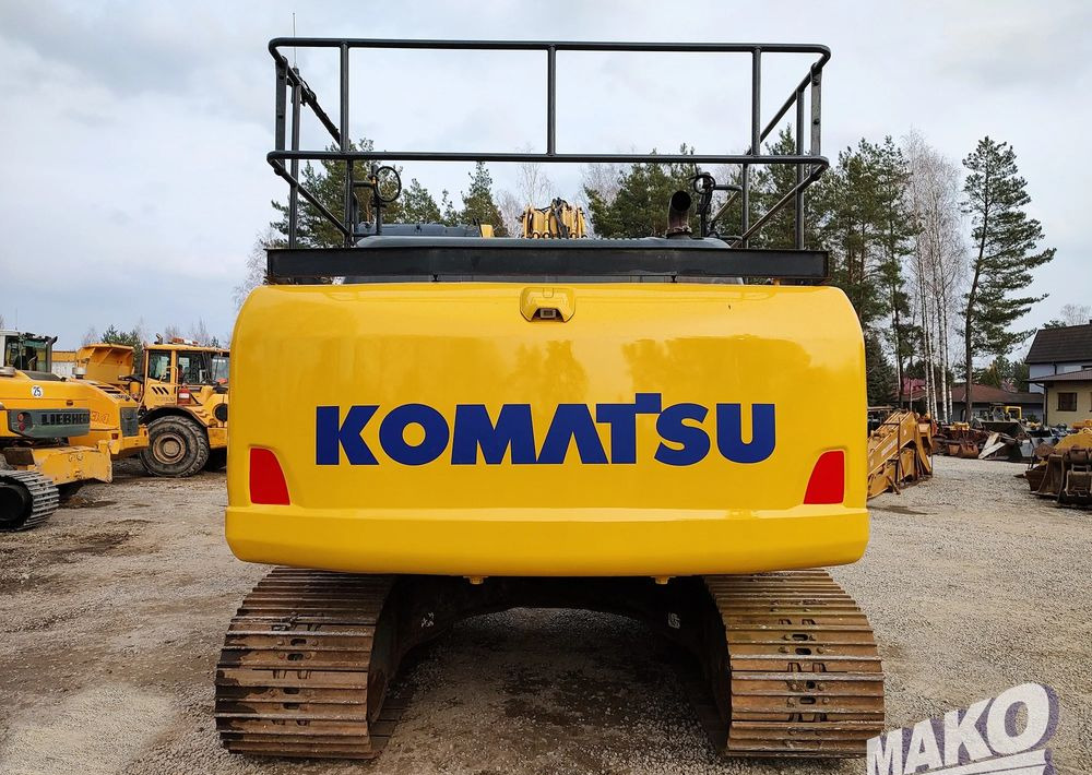 Komatsu PC210 LC-10 - Telakaivukone: kuva Komatsu PC210 LC-10 - Telakaivukone Komatsu PC210 LC-10 - Telakaivukone: kuva Komatsu PC210 LC-10 - Telakaivukone