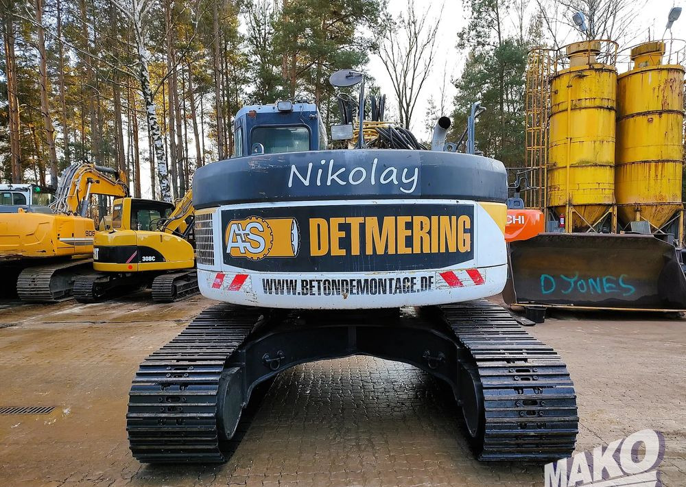 Komatsu PC228USLC-3 - Telakaivukone: kuva Komatsu PC228USLC-3 - Telakaivukone Komatsu PC228USLC-3 - Telakaivukone: kuva Komatsu PC228USLC-3 - Telakaivukone