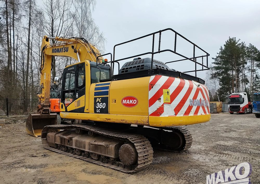 Komatsu PC360 LC-11 - Telakaivukone: kuva Komatsu PC360 LC-11 - Telakaivukone Komatsu PC360 LC-11 - Telakaivukone: kuva Komatsu PC360 LC-11 - Telakaivukone