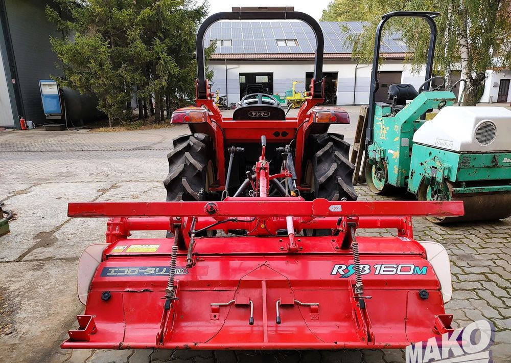 Yanmar US328 - Traktori: kuva Yanmar US328 - Traktori Yanmar US328 - Traktori: kuva Yanmar US328 - Traktori