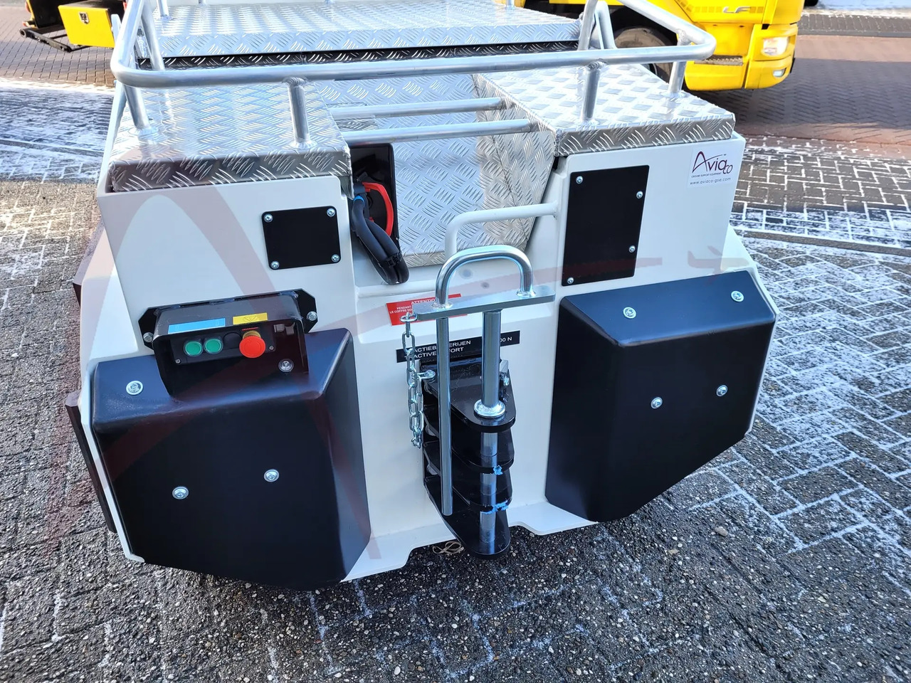 CHARLATTE T135 EVO - Matkatavaratraktori: kuva CHARLATTE T135 EVO - Matkatavaratraktori CHARLATTE T135 EVO - Matkatavaratraktori: kuva CHARLATTE T135 EVO - Matkatavaratraktori
