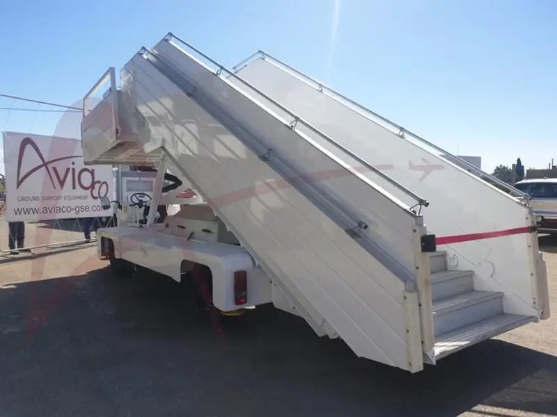 TLD ABS-580 - Matkustajaportaat: kuva TLD ABS-580 - Matkustajaportaat TLD ABS-580 - Matkustajaportaat: kuva TLD ABS-580 - Matkustajaportaat
