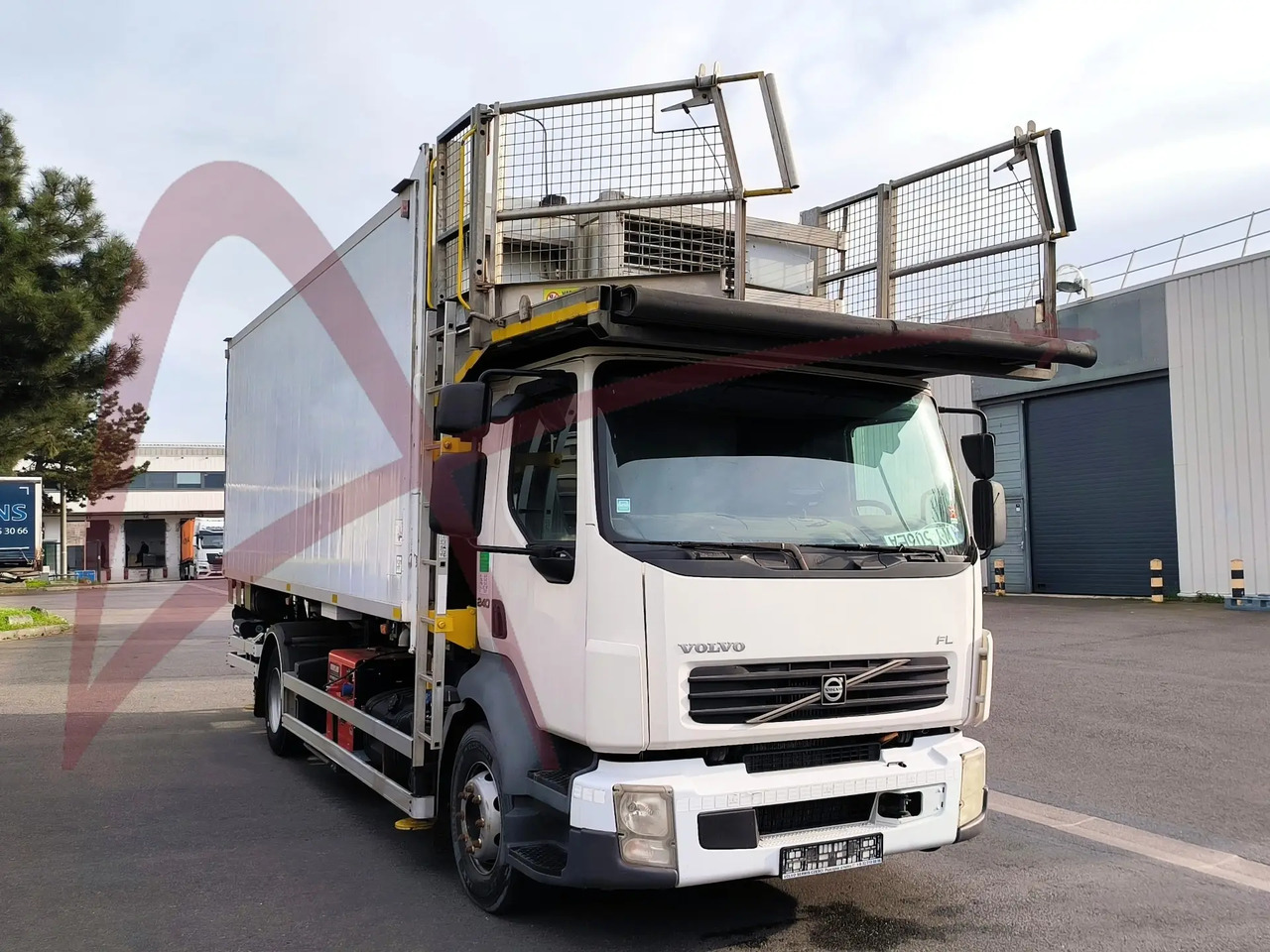 TLD CH BM-5,9 - Catering-ajoneuvo: kuva TLD CH BM-5,9 - Catering-ajoneuvo TLD CH BM-5,9 - Catering-ajoneuvo: kuva TLD CH BM-5,9 - Catering-ajoneuvo