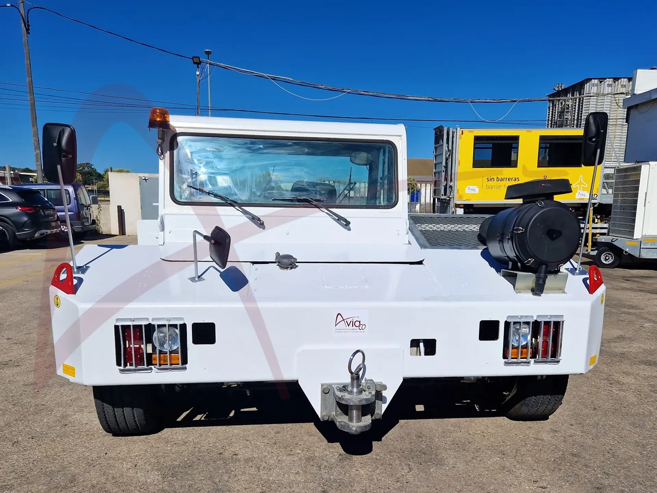 TLD TPX-200-S - Pushback-traktori: kuva TLD TPX-200-S - Pushback-traktori TLD TPX-200-S - Pushback-traktori: kuva TLD TPX-200-S - Pushback-traktori