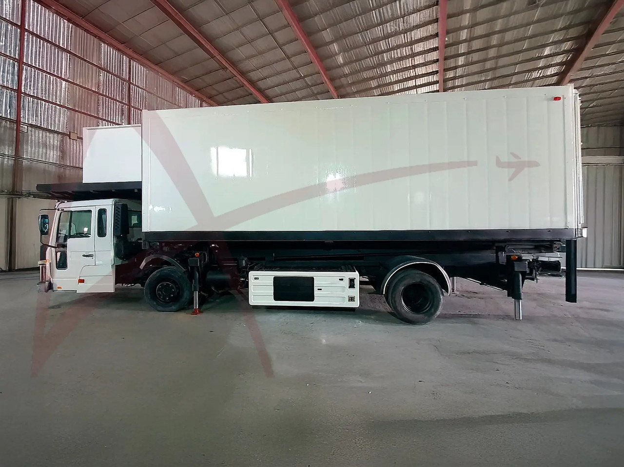 VOLVO AEROLIFT-B-VO/FL616H - Catering-ajoneuvo: kuva VOLVO AEROLIFT-B-VO/FL616H - Catering-ajoneuvo VOLVO AEROLIFT-B-VO/FL616H - Catering-ajoneuvo: kuva VOLVO AEROLIFT-B-VO/FL616H - Catering-ajoneuvo