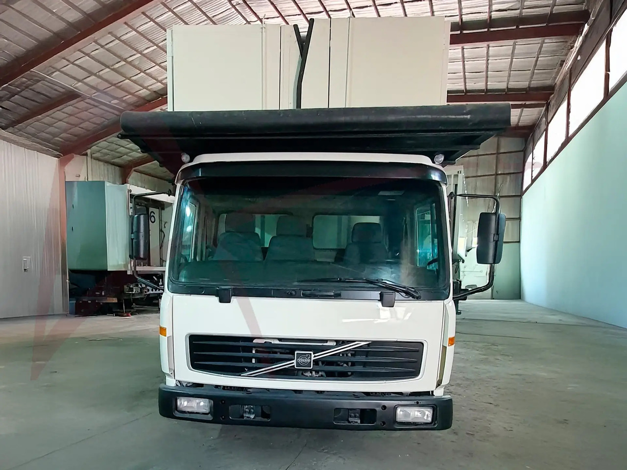 VOLVO AEROLIFT-B-VO/FL616H - Catering-ajoneuvo: kuva VOLVO AEROLIFT-B-VO/FL616H - Catering-ajoneuvo VOLVO AEROLIFT-B-VO/FL616H - Catering-ajoneuvo: kuva VOLVO AEROLIFT-B-VO/FL616H - Catering-ajoneuvo