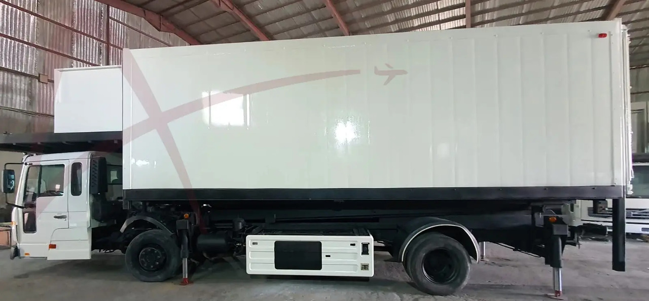 VOLVO AEROLIFT-B-VO/FL616H - Catering-ajoneuvo: kuva VOLVO AEROLIFT-B-VO/FL616H - Catering-ajoneuvo VOLVO AEROLIFT-B-VO/FL616H - Catering-ajoneuvo: kuva VOLVO AEROLIFT-B-VO/FL616H - Catering-ajoneuvo
