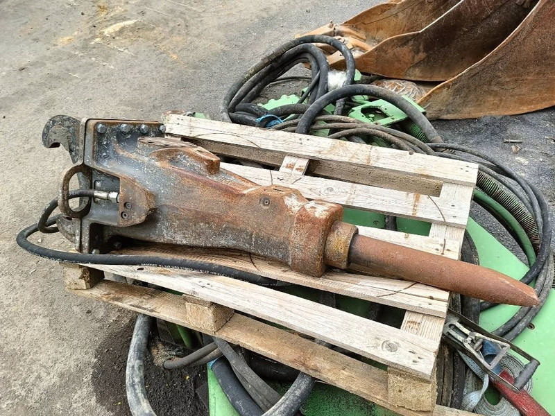 Atlas-Copco HS35U 248 kg hamer breker brokk husqvarna 8 cm - Iskuvasara - Rakennuskoneet: kuva Atlas-Copco HS35U 248 kg hamer breker brokk husqvarna 8 cm - Iskuvasara - Rakennuskoneet Atlas-Copco HS35U 248 kg hamer breker brokk husqvarna 8 cm - Iskuvasara - Rakennuskoneet: kuva Atlas-Copco HS35U 248 kg hamer breker brokk husqvarna 8 cm - Iskuvasara - Rakennuskoneet