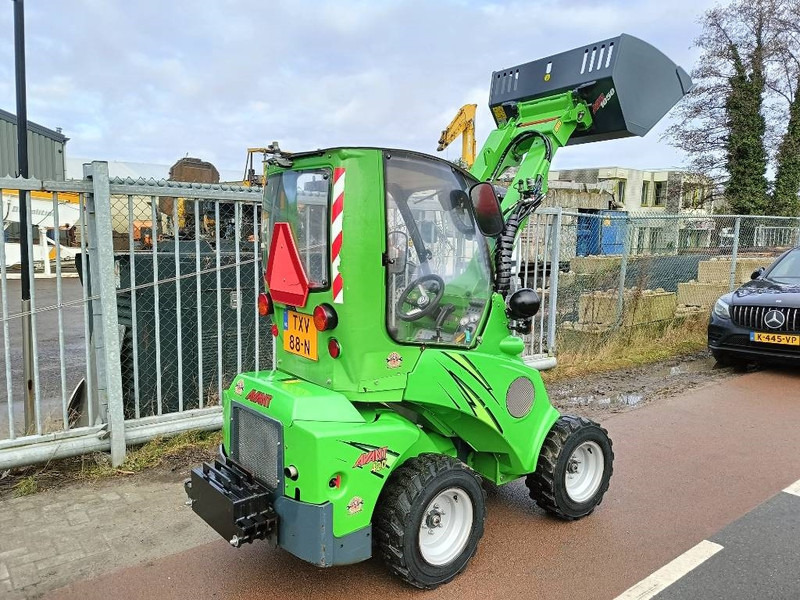 Avant M420 MSDNT mini shovel loader lader 980 kg CE - Liukuohjattu telakuormaaja: kuva Avant M420 MSDNT mini shovel loader lader 980 kg CE - Liukuohjattu telakuormaaja Avant M420 MSDNT mini shovel loader lader 980 kg CE - Liukuohjattu telakuormaaja: kuva Avant M420 MSDNT mini shovel loader lader 980 kg CE - Liukuohjattu telakuormaaja