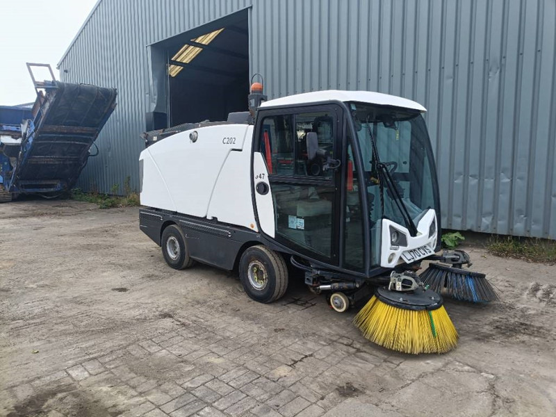 Bucher C 202 compact street sweeper johnson - Lakaisuauto: kuva Bucher C 202 compact street sweeper johnson - Lakaisuauto Bucher C 202 compact street sweeper johnson - Lakaisuauto: kuva Bucher C 202 compact street sweeper johnson - Lakaisuauto