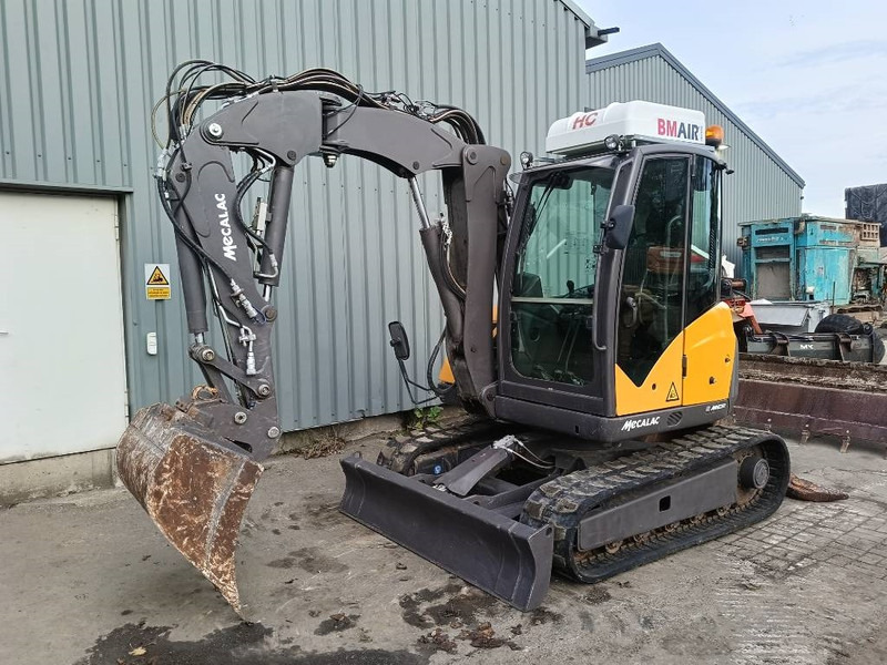 Mecalac 6 MCR tracked excavator 6 ton bagger midigraver - Minikuormaaja: kuva Mecalac 6 MCR tracked excavator 6 ton bagger midigraver - Minikuormaaja Mecalac 6 MCR tracked excavator 6 ton bagger midigraver - Minikuormaaja: kuva Mecalac 6 MCR tracked excavator 6 ton bagger midigraver - Minikuormaaja