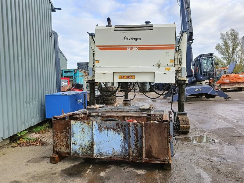 Wirtgen SP 250 500 beton bekisting machine sleep - Asfalttilevittimet: kuva Wirtgen SP 250 500 beton bekisting machine sleep - Asfalttilevittimet Wirtgen SP 250 500 beton bekisting machine sleep - Asfalttilevittimet: kuva Wirtgen SP 250 500 beton bekisting machine sleep - Asfalttilevittimet