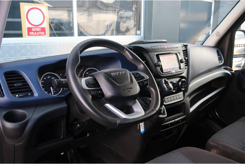Iveco Daily 35S18HV 3.0 35 L2 H2 AUT/ LED/ CAMERA/ 3.5T/ CRUISE/ CLIMA/ TREKHAAK - Pakettiauto: kuva Iveco Daily 35S18HV 3.0 35 L2 H2 AUT/ LED/ CAMERA/ 3.5T/ CRUISE/ CLIMA/ TREKHAAK - Pakettiauto Iveco Daily 35S18HV 3.0 35 L2 H2 AUT/ LED/ CAMERA/ 3.5T/ CRUISE/ CLIMA/ TREKHAAK - Pakettiauto: kuva Iveco Daily 35S18HV 3.0 35 L2 H2 AUT/ LED/ CAMERA/ 3.5T/ CRUISE/ CLIMA/ TREKHAAK - Pakettiauto