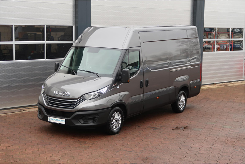Iveco Daily 35S18HV 3.0 L2H2 BPM VRIJ/ AUT/ 2X SCHUIFDEUR/ CAMERA/ LED/ CRUISE/ CLIMA/ NAVI/ - Pakettiauto: kuva Iveco Daily 35S18HV 3.0 L2H2 BPM VRIJ/ AUT/ 2X SCHUIFDEUR/ CAMERA/ LED/ CRUISE/ CLIMA/ NAVI/ - Pakettiauto Iveco Daily 35S18HV 3.0 L2H2 BPM VRIJ/ AUT/ 2X SCHUIFDEUR/ CAMERA/ LED/ CRUISE/ CLIMA/ NAVI/ - Pakettiauto: kuva Iveco Daily 35S18HV 3.0 L2H2 BPM VRIJ/ AUT/ 2X SCHUIFDEUR/ CAMERA/ LED/ CRUISE/ CLIMA/ NAVI/ - Pakettiauto