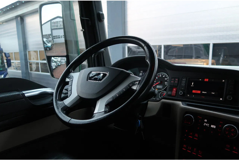 MAN TGX TGX 33.640 6X4 /RETARDER/ HYDRAULIK/ ALCOA'S/ LED/ ETC! - Vetopöytäauto: kuva MAN TGX TGX 33.640 6X4 /RETARDER/ HYDRAULIK/ ALCOA'S/ LED/ ETC! - Vetopöytäauto MAN TGX TGX 33.640 6X4 /RETARDER/ HYDRAULIK/ ALCOA'S/ LED/ ETC! - Vetopöytäauto: kuva MAN TGX TGX 33.640 6X4 /RETARDER/ HYDRAULIK/ ALCOA'S/ LED/ ETC! - Vetopöytäauto