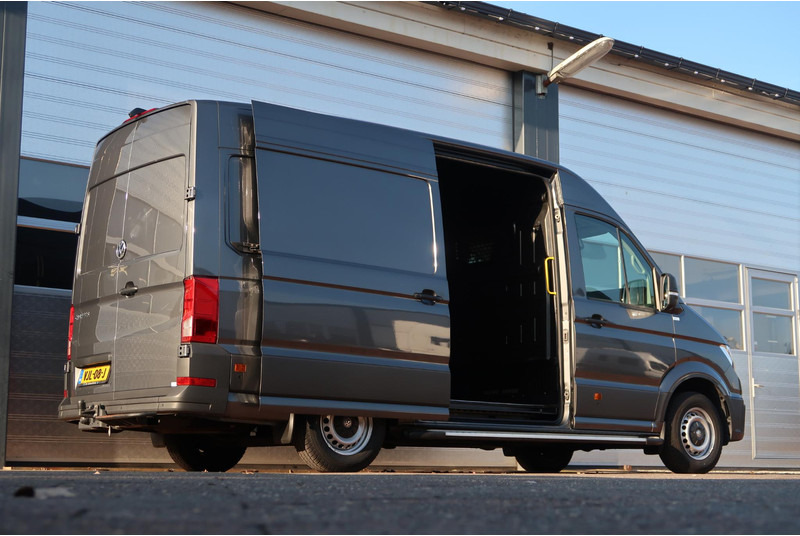 Volkswagen Crafter 35 2.0 TDI L3H3 AUT/ CAMERA/ LED/ ACC/ AIRCO/ NAVI/ TREKHAAK - Pakettiauto: kuva Volkswagen Crafter 35 2.0 TDI L3H3 AUT/ CAMERA/ LED/ ACC/ AIRCO/ NAVI/ TREKHAAK - Pakettiauto Volkswagen Crafter 35 2.0 TDI L3H3 AUT/ CAMERA/ LED/ ACC/ AIRCO/ NAVI/ TREKHAAK - Pakettiauto: kuva Volkswagen Crafter 35 2.0 TDI L3H3 AUT/ CAMERA/ LED/ ACC/ AIRCO/ NAVI/ TREKHAAK - Pakettiauto