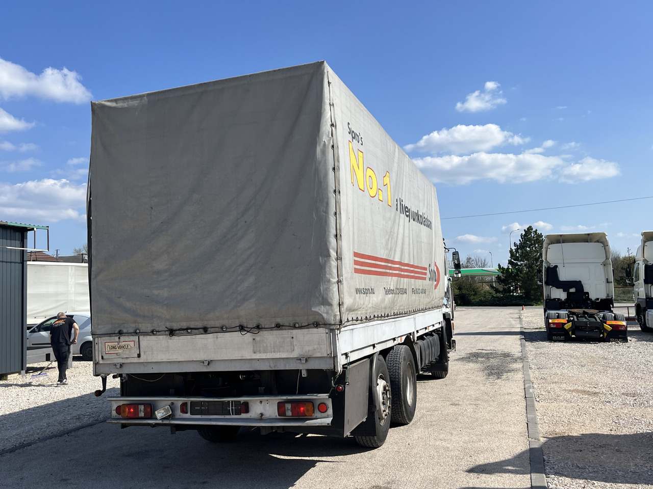 VOLVO F10 - Kuorma-auto: kuva VOLVO F10 - Kuorma-auto VOLVO F10 - Kuorma-auto: kuva VOLVO F10 - Kuorma-auto