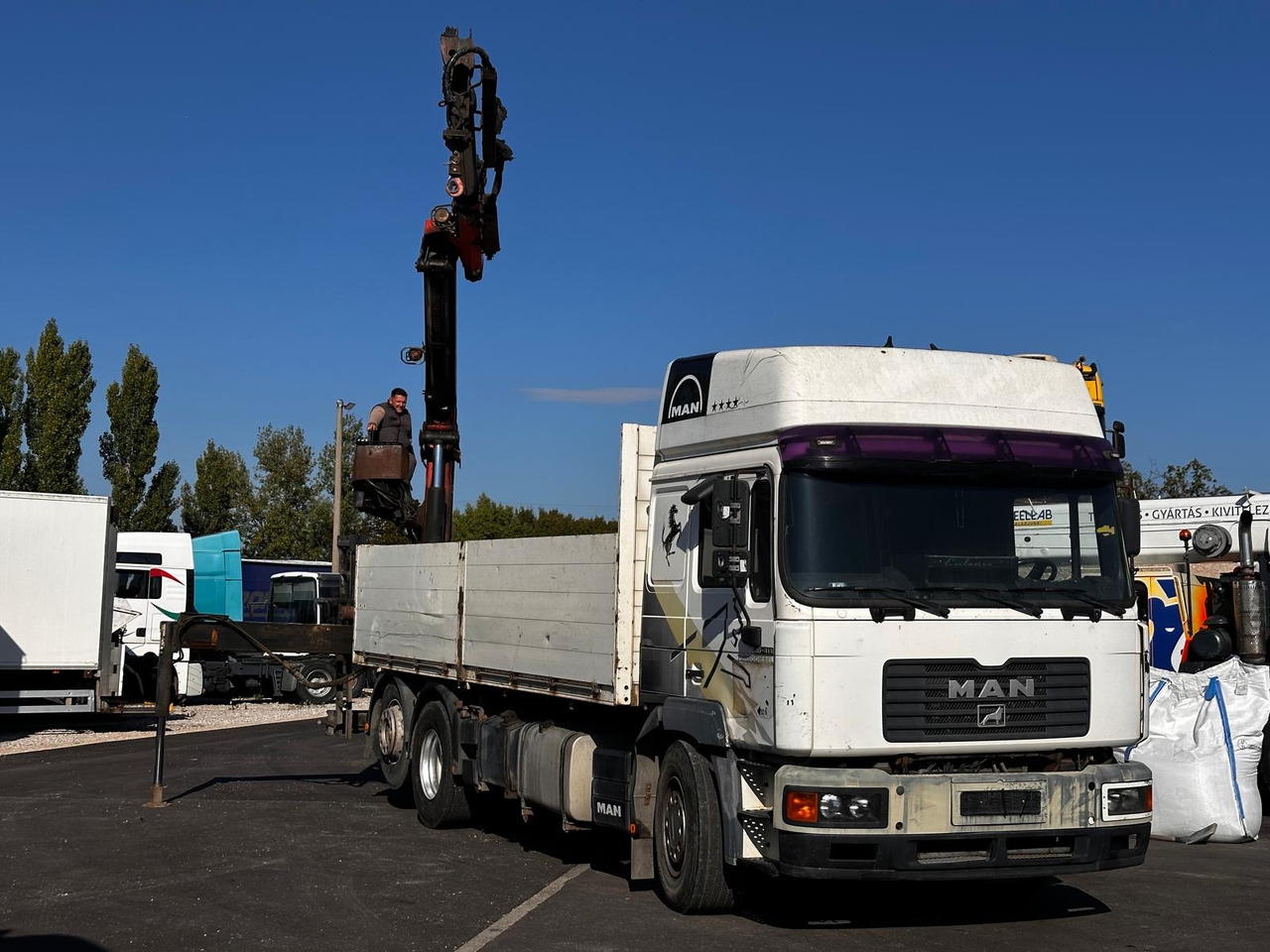 MAN F2000 26.413 Palfinger pk 16000 - Nosturiauto: kuva MAN F2000 26.413 Palfinger pk 16000 - Nosturiauto MAN F2000 26.413 Palfinger pk 16000 - Nosturiauto: kuva MAN F2000 26.413 Palfinger pk 16000 - Nosturiauto