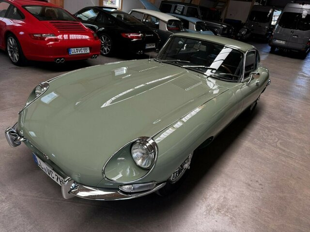 JAGUAR E-Type 4.2 Litre Series 1.5 FHC makellos!... - Henkilöauto: kuva JAGUAR E-Type 4.2 Litre Series 1.5 FHC makellos!... - Henkilöauto JAGUAR E-Type 4.2 Litre Series 1.5 FHC makellos!... - Henkilöauto: kuva JAGUAR E-Type 4.2 Litre Series 1.5 FHC makellos!... - Henkilöauto