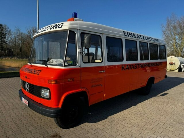 Minibussi, Pikkubussi MERCEDES-BENZ O 309D Breitmaul Bus: kuva Minibussi, Pikkubussi MERCEDES-BENZ O 309D Breitmaul Bus